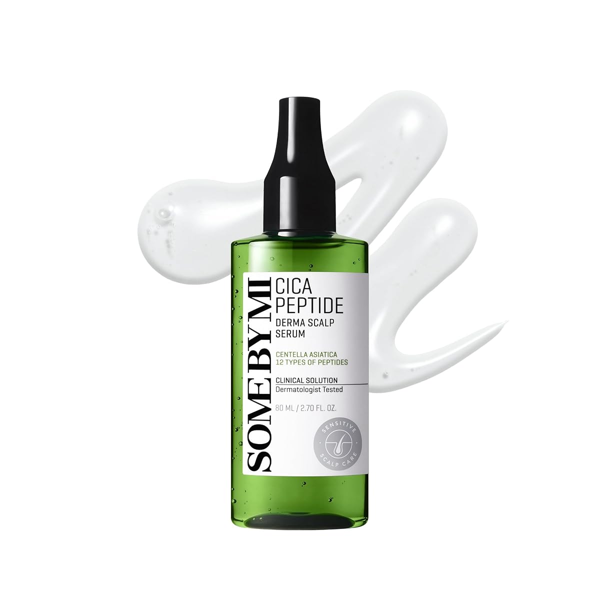 Flacon translucide de sérum pour cuir chevelu posé sur une pierre claire dans une salle de bain